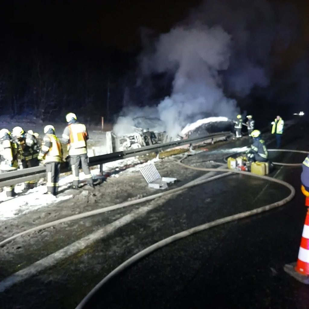 Instagram post from feuerwehrflieden. This post is in position 5.